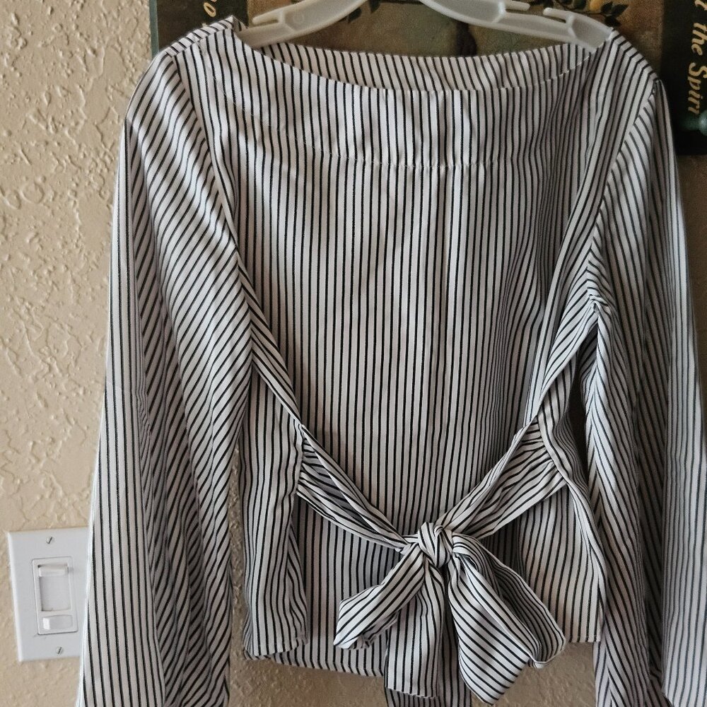 New Black and White Striped Blouse